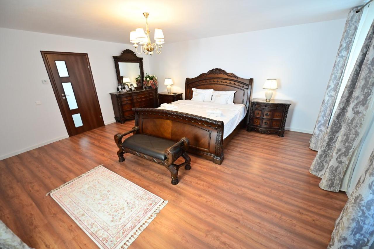 Apartments In The Heart Of Sibiu Eksteriør billede