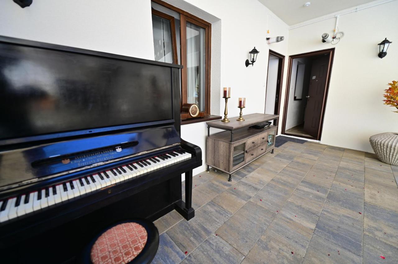 Apartments In The Heart Of Sibiu Eksteriør billede